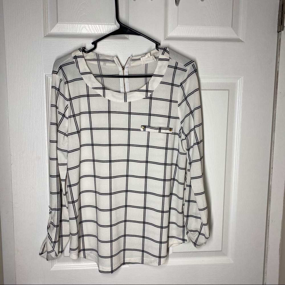Women’s medium dress shirt